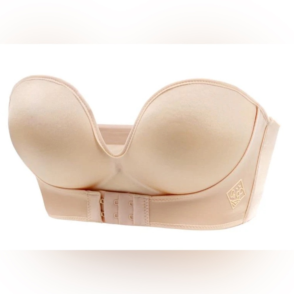 NWT MagicBra Magic Strapless Front Buckle Bra Color: Beige Size 34C